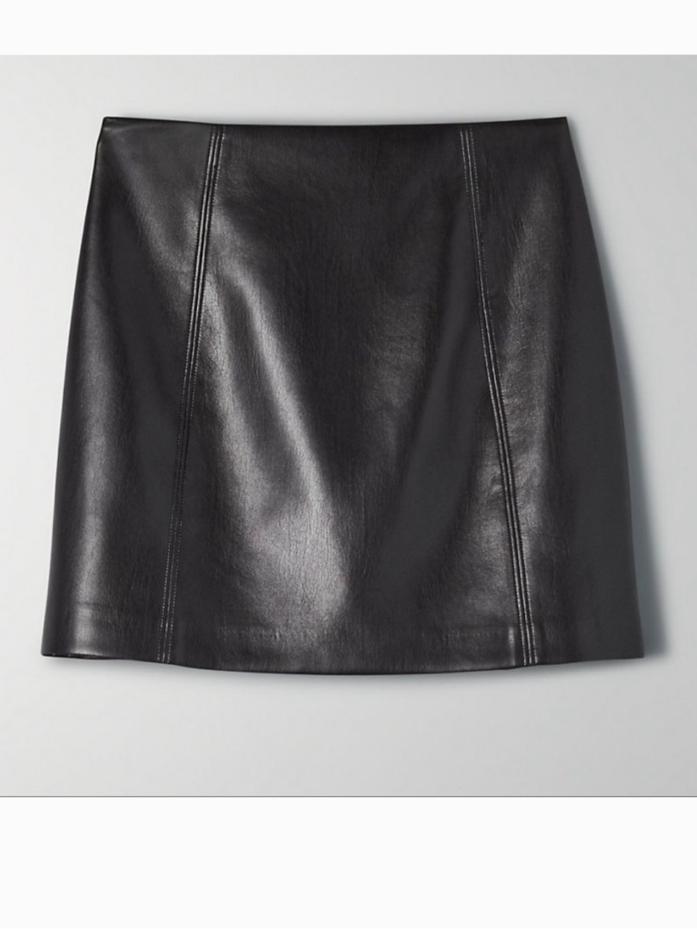 Wilfred (Aritzia) black faux leather mini skirt (size 2)